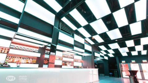 bar wyposażony w moduły led