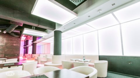 ściany colorlight oraz light