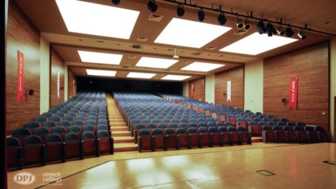 powłoka akustyczna w sali