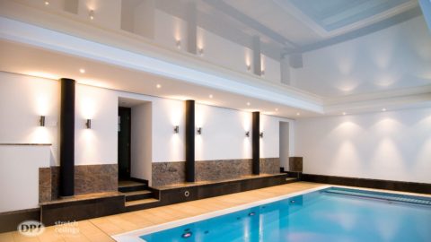 basen z białym systemem wall2wall