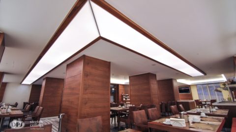 wypełnienie białym oświetleniem